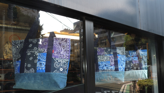 tokyo gimmicks -BLUE LABEL- ONE AND ONLY SERIES BANDANA TOTE BAG RAH special.jpg